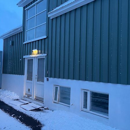 Akureyri Apartments Екстер'єр фото