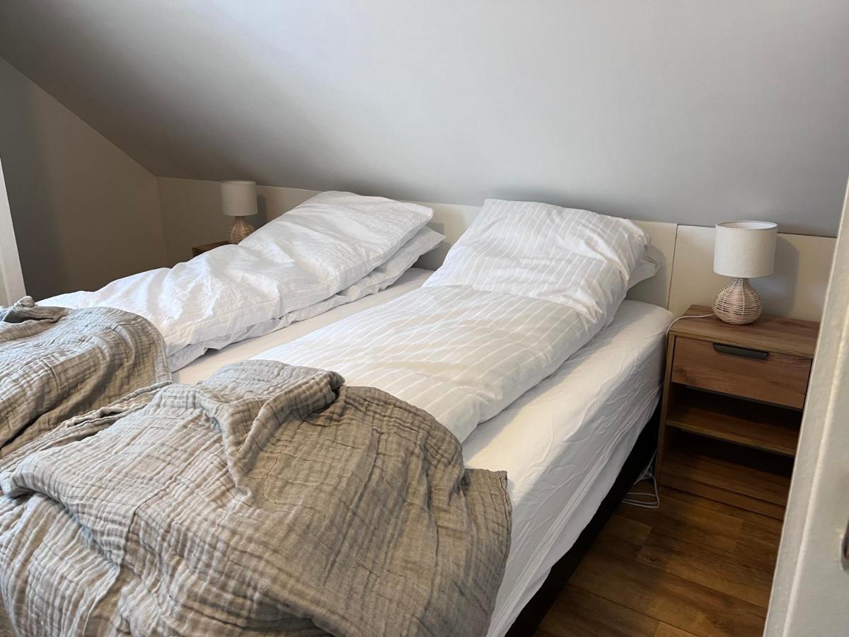 Akureyri Apartments Екстер'єр фото