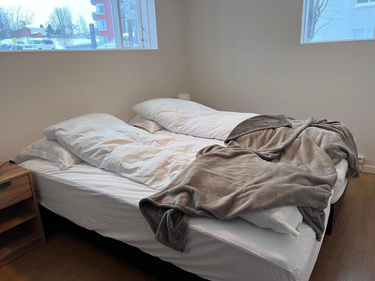 Akureyri Apartments Екстер'єр фото