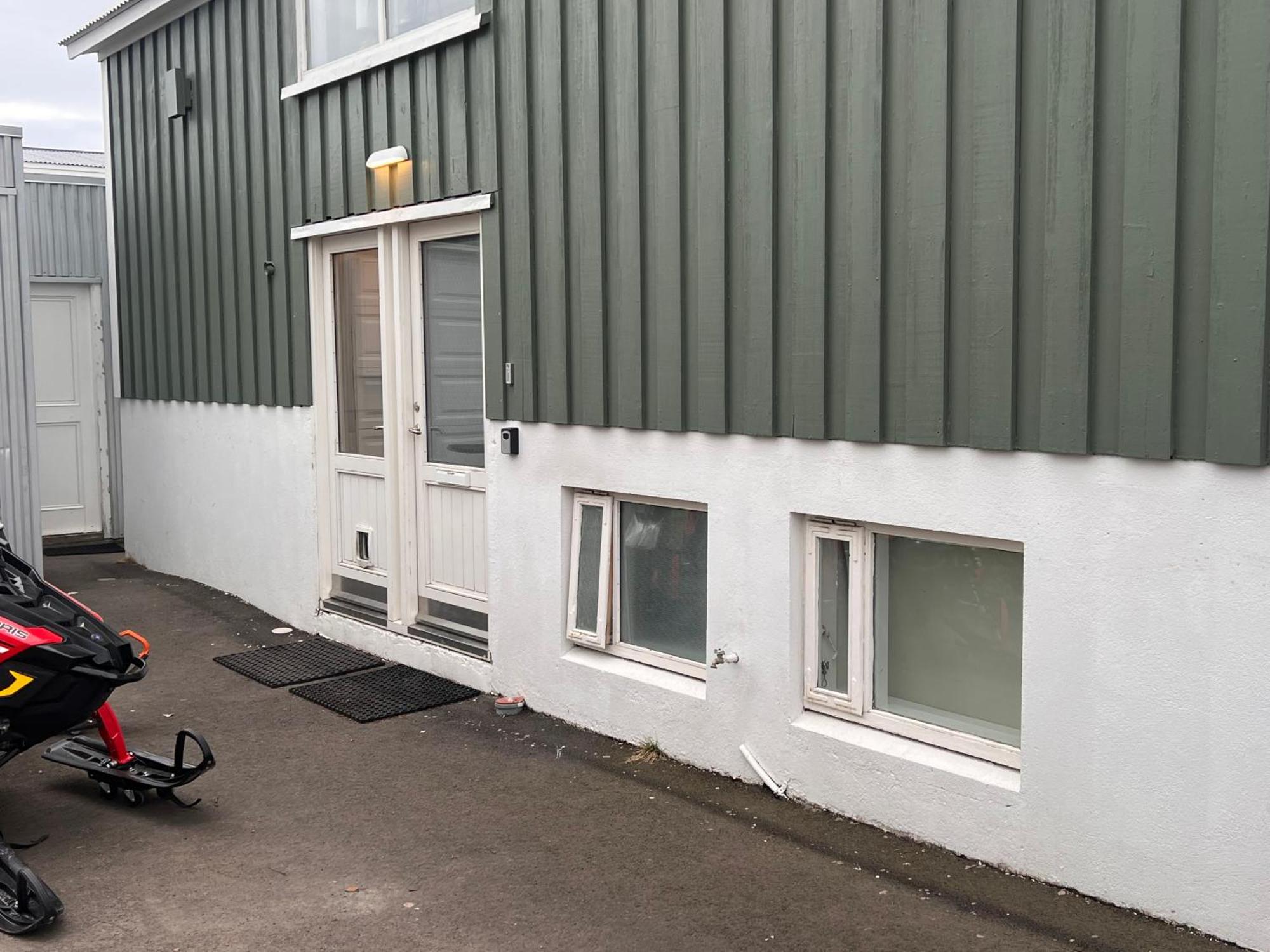 Akureyri Apartments Екстер'єр фото